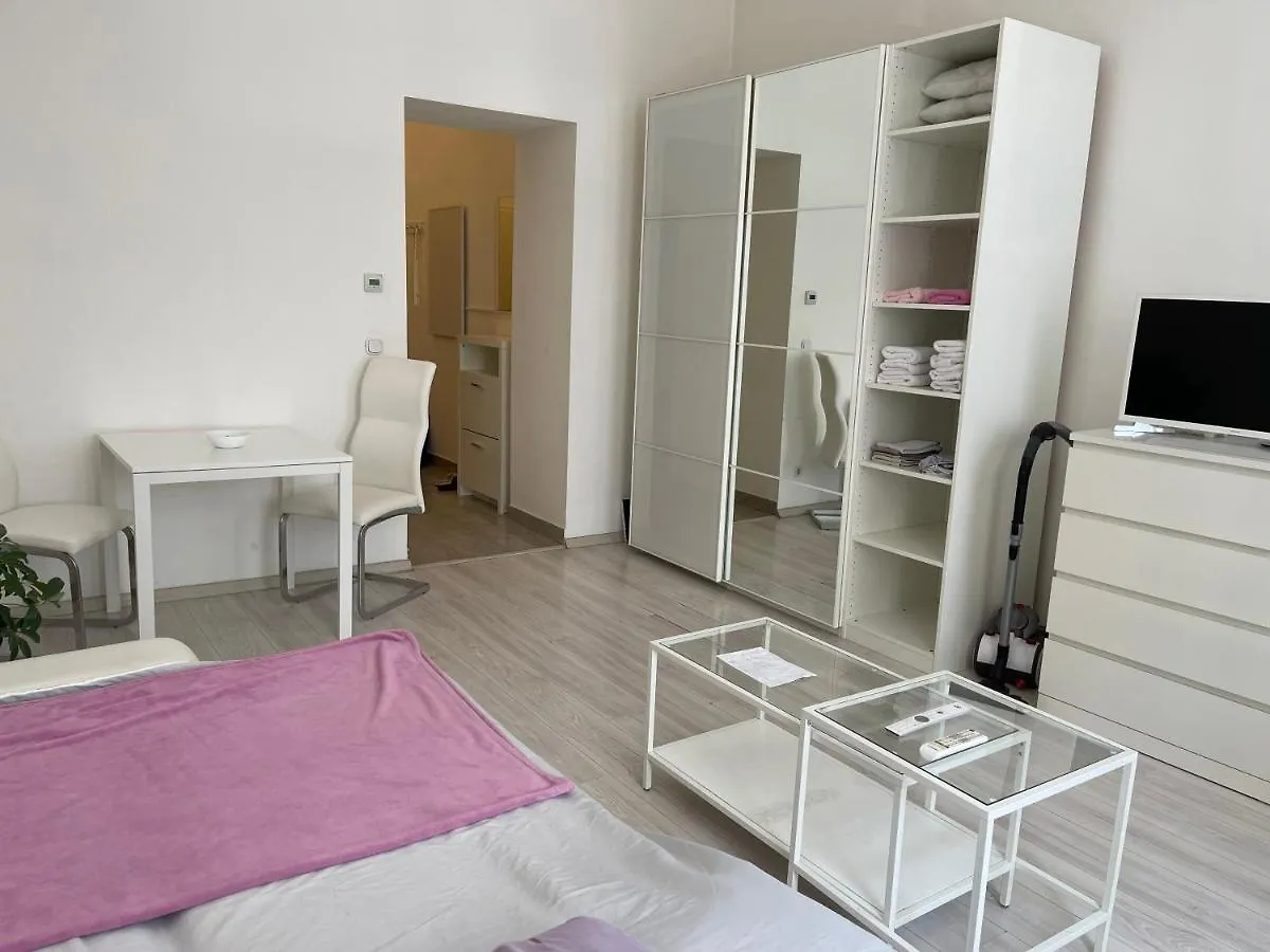 Hutteldorf Apartment Viena 0*,