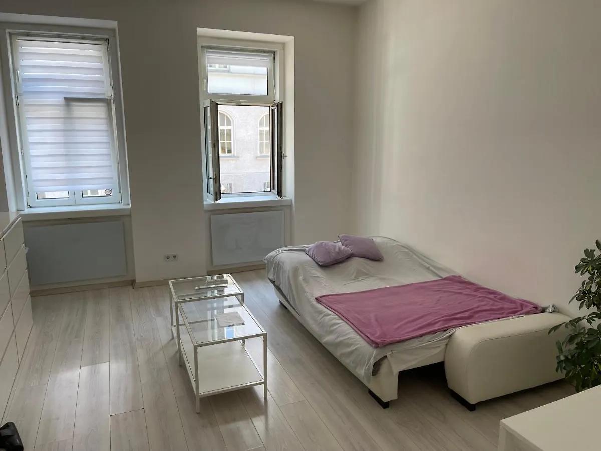 Hutteldorf Apartment Viena